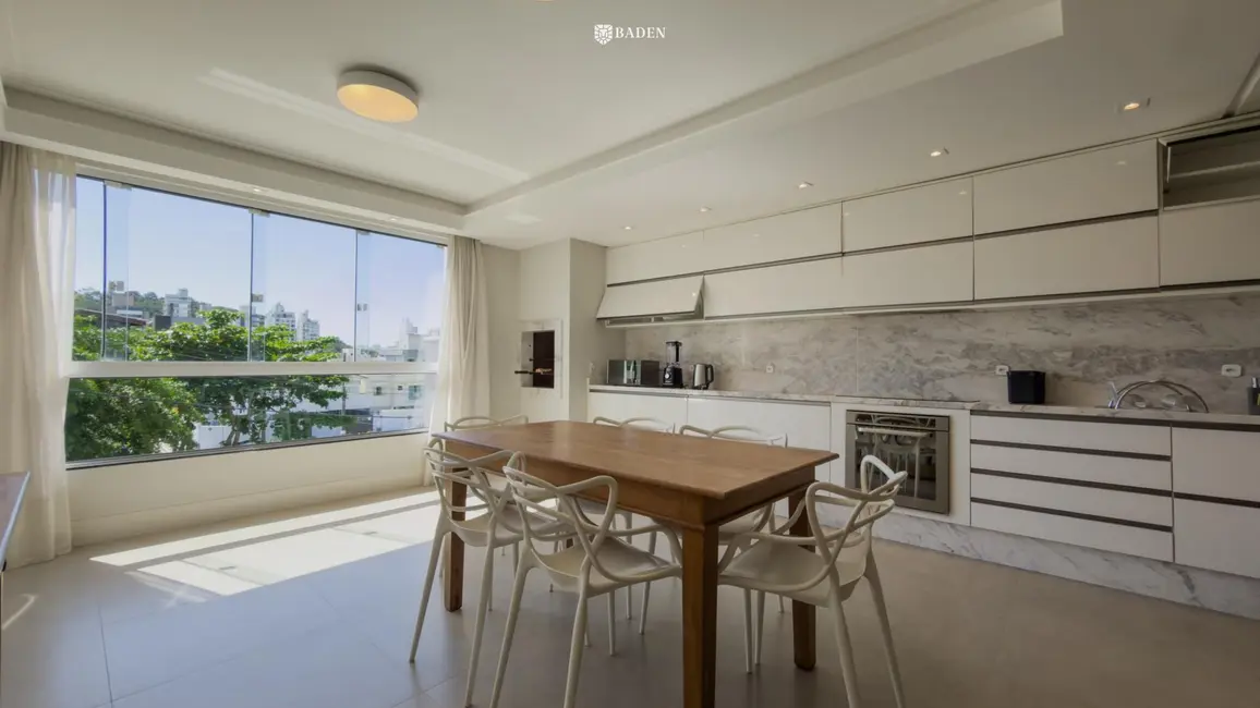 Foto 1 de Apartamento com 2 quartos à venda, 127m2 em Praia dos Amores, Balneario Camboriu - SC