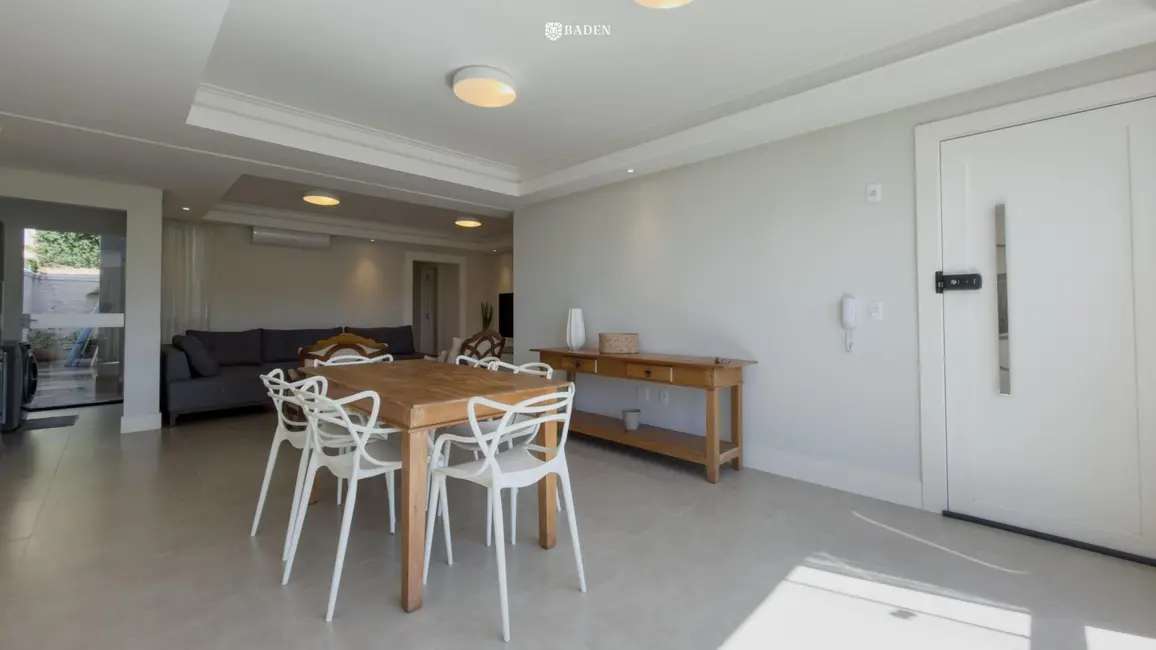 Foto 3 de Apartamento com 2 quartos à venda, 127m2 em Praia dos Amores, Balneario Camboriu - SC