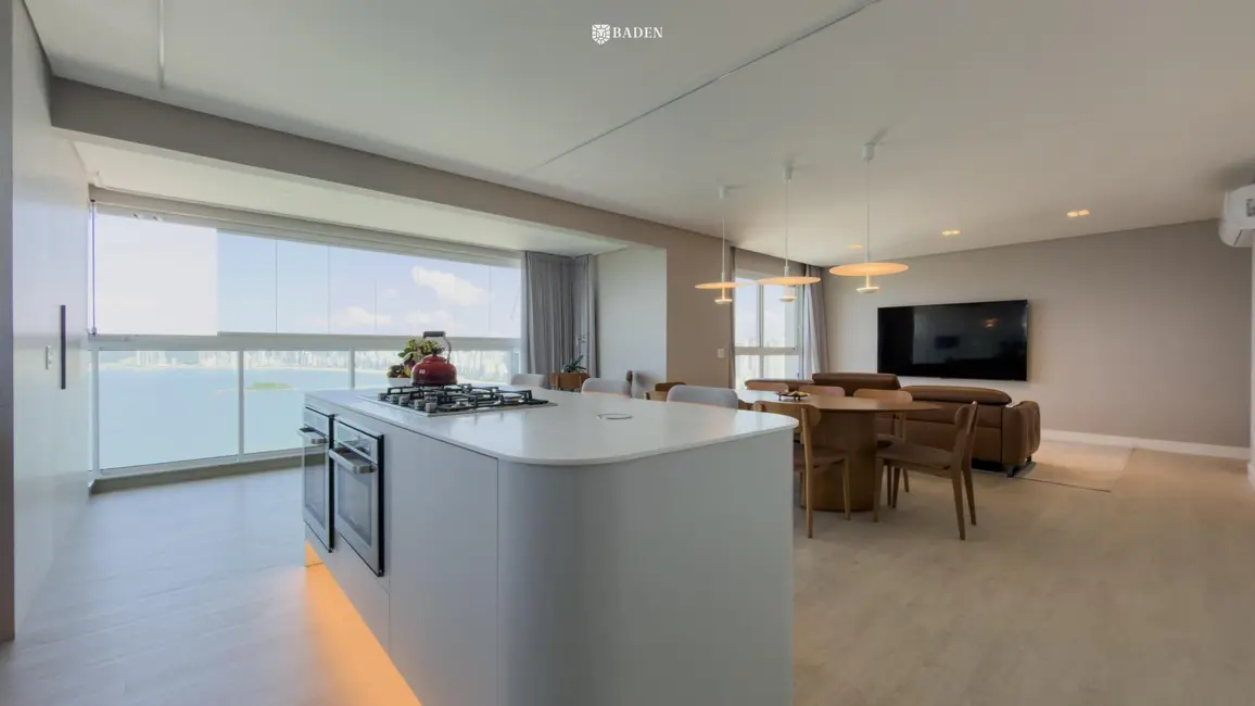 Foto 4 de Apartamento com 4 quartos à venda, 160m2 em Pioneiros, Balneario Camboriu - SC