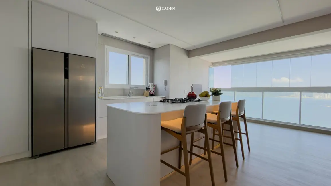 Foto 5 de Apartamento com 4 quartos à venda, 160m2 em Pioneiros, Balneario Camboriu - SC