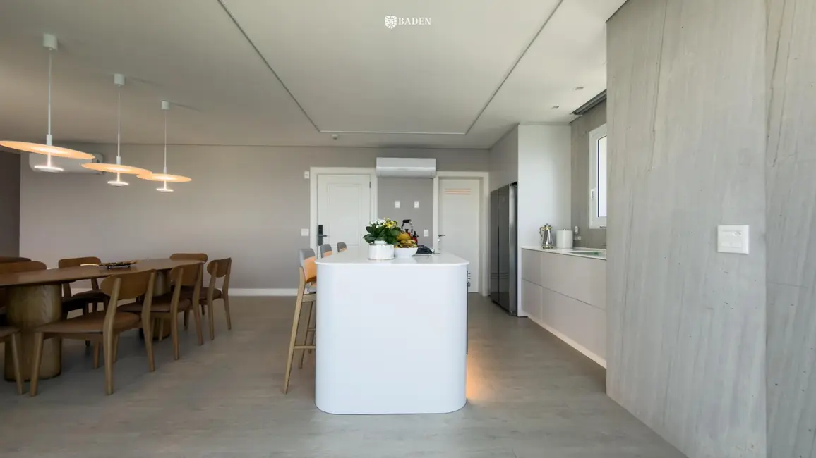 Foto 6 de Apartamento com 4 quartos à venda, 160m2 em Pioneiros, Balneario Camboriu - SC