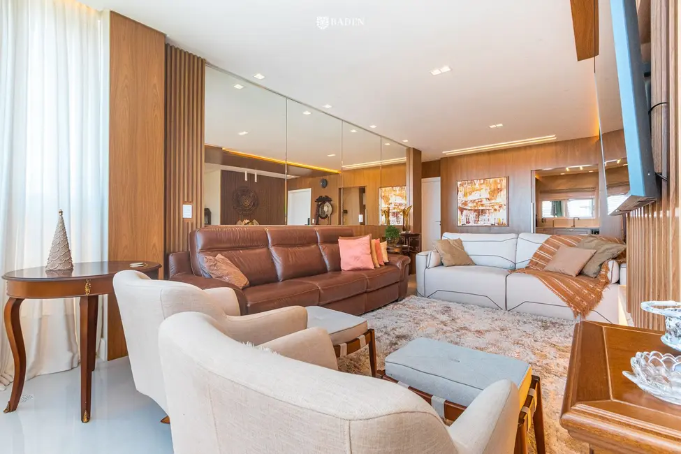 Foto 8 de Apartamento com 4 quartos para alugar, 190m2 em Pioneiros, Balneario Camboriu - SC