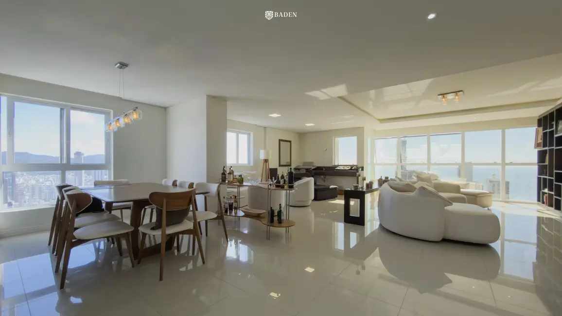 Foto 9 de Apartamento com 5 quartos à venda, 277m2 em Centro, Balneario Camboriu - SC