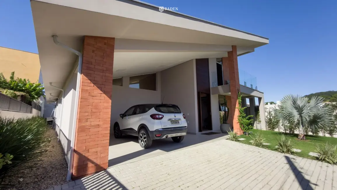 Foto 6 de Casa com 3 quartos à venda, 272m2 em Penha - SC
