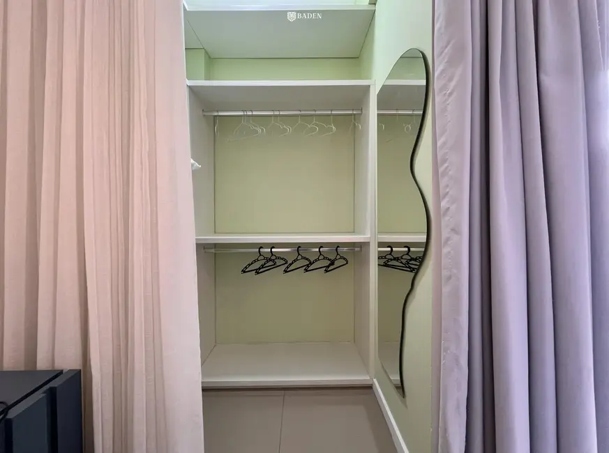 Foto 4 de Apartamento com 1 quarto para alugar, 37m2 em Centro, Balneario Camboriu - SC