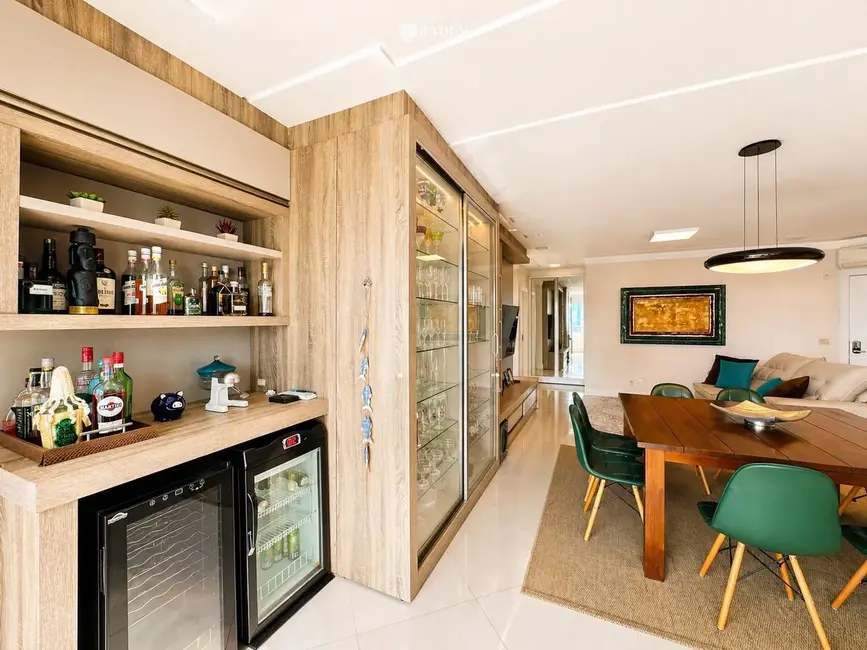 Foto 9 de Apartamento com 3 quartos à venda, 130m2 em Centro, Balneario Camboriu - SC