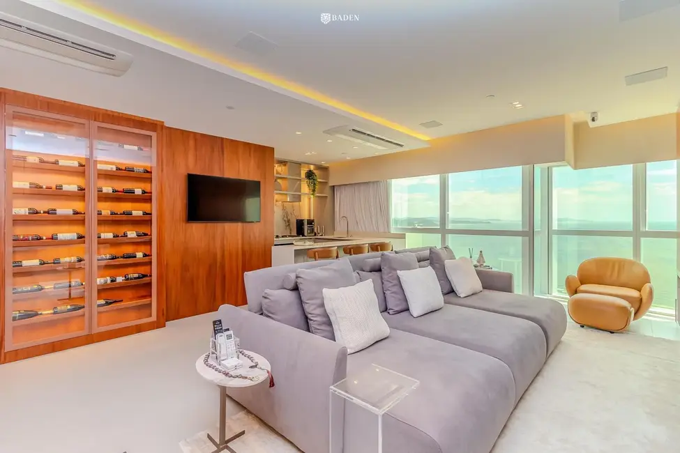Apartamento com 4 quartos à venda, 217m2 em Balneario Camboriu - SC - imagem 6 Foto 6 de Apartamento com 4 quartos à venda, 217m2 em Balneario Camboriu - SC
