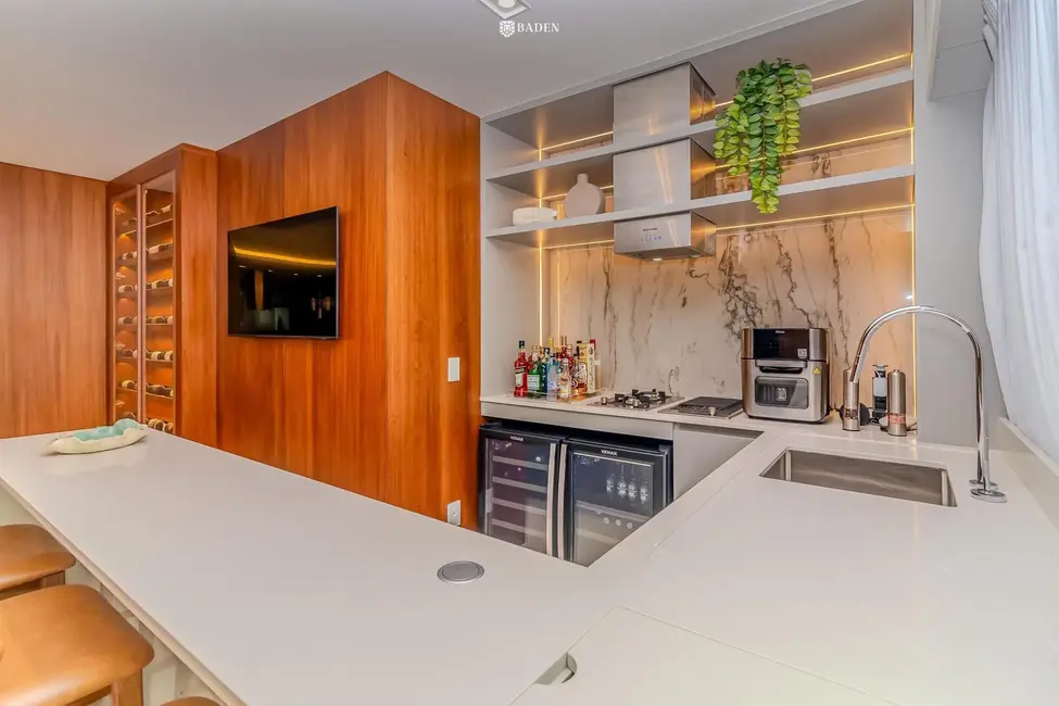 Apartamento com 4 quartos à venda, 217m2 em Balneario Camboriu - SC - imagem 9 Foto 9 de Apartamento com 4 quartos à venda, 217m2 em Balneario Camboriu - SC
