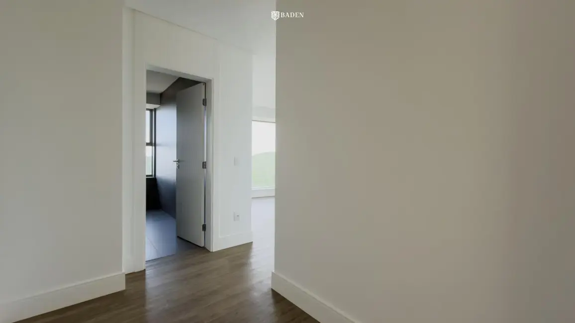 Foto 9 de Apartamento com 4 quartos à venda, 265m2 em Balneario Camboriu - SC