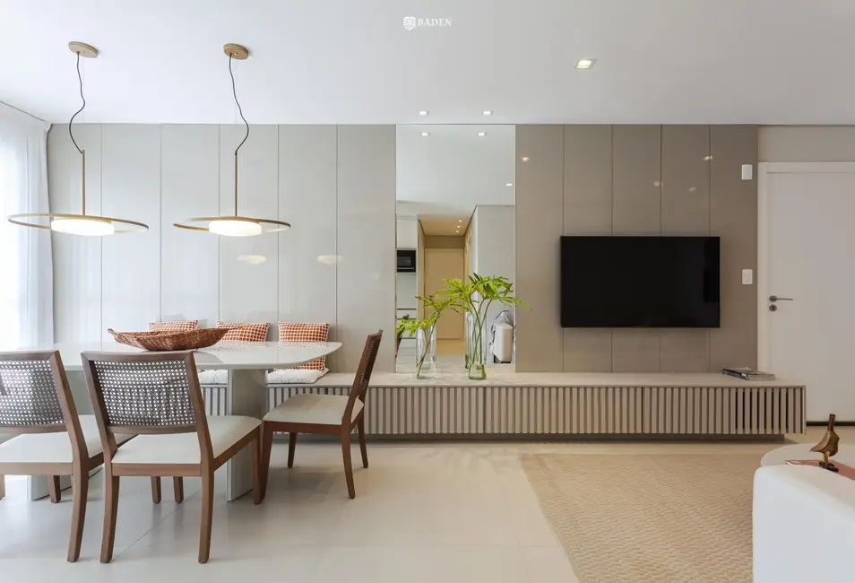 Foto 3 de Apartamento com 2 quartos à venda, 73m2 em Balneario Camboriu - SC