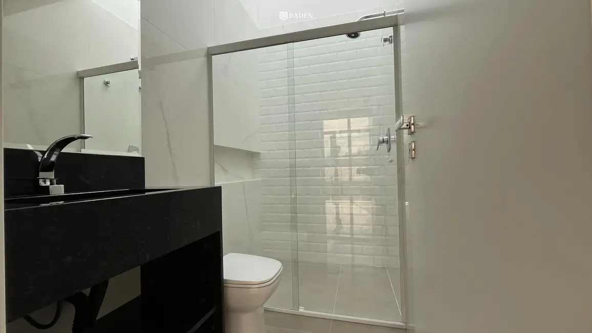 Foto 5 de Sobrado com 3 quartos para alugar, 146m2 em Centro, Balneario Camboriu - SC