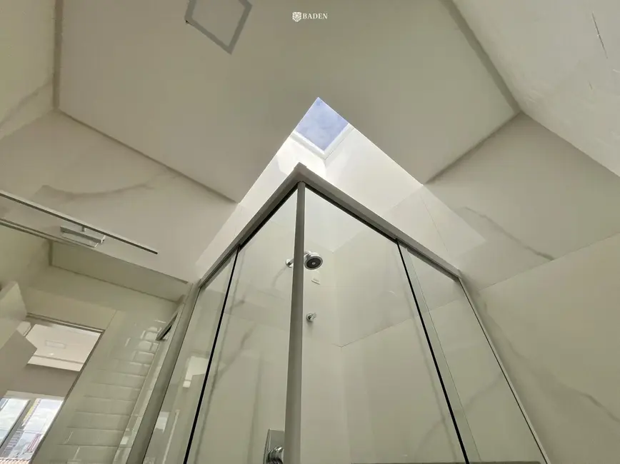 Foto 8 de Sobrado com 3 quartos para alugar, 146m2 em Centro, Balneario Camboriu - SC