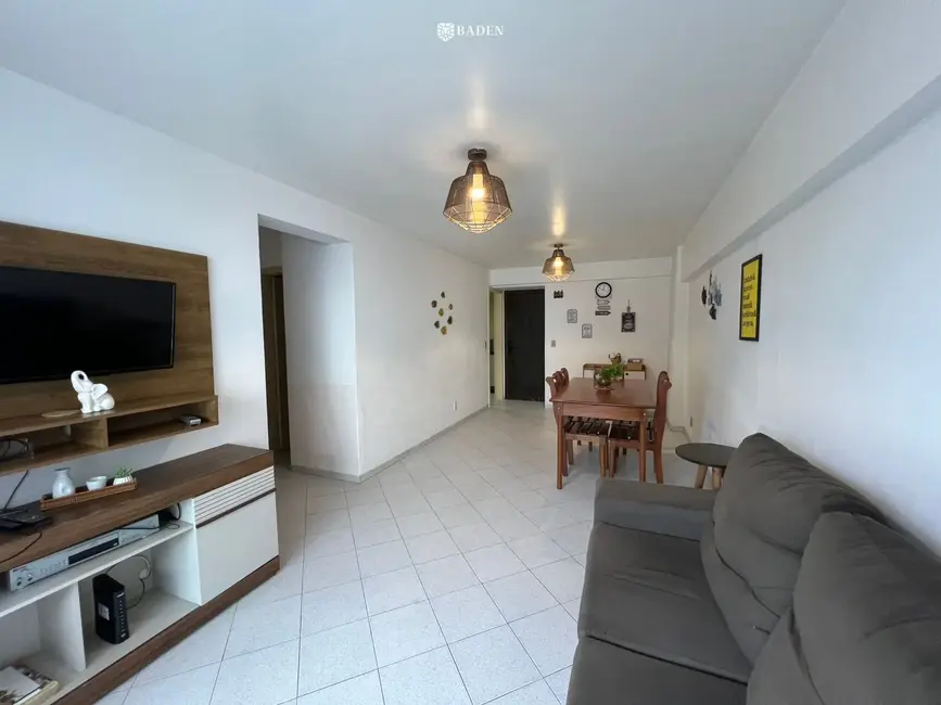 Foto 3 de Apartamento com 2 quartos à venda, 92m2 em Centro, Balneario Camboriu - SC