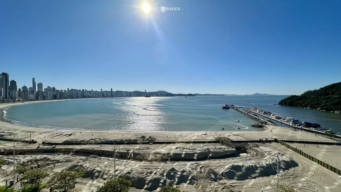 Foto 5 de Apartamento com 3 quartos para alugar, 217m2 em Centro, Balneario Camboriu - SC