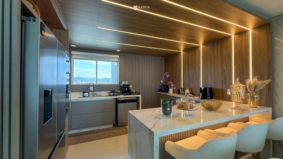 Apartamento com 3 quartos à venda, 139m2 em Centro, Balneario Camboriu - SC - imagem 5 Foto 5 de Apartamento com 3 quartos à venda, 139m2 em Centro, Balneario Camboriu - SC