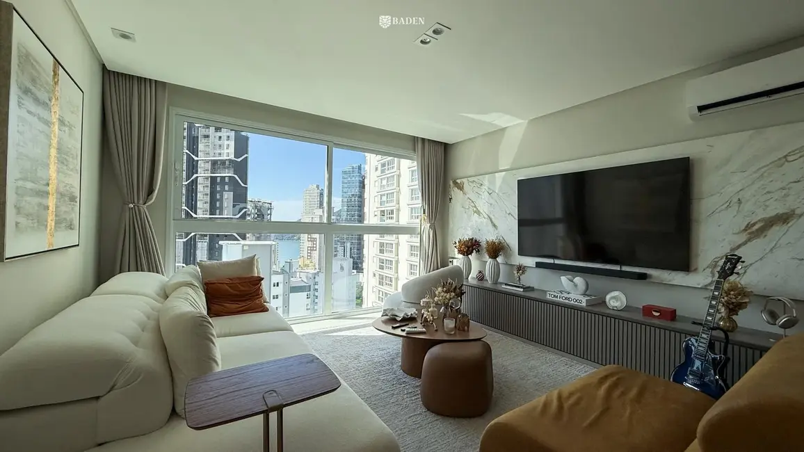 Apartamento com 3 quartos à venda, 139m2 em Centro, Balneario Camboriu - SC - imagem 1 Foto 1 de Apartamento com 3 quartos à venda, 139m2 em Centro, Balneario Camboriu - SC