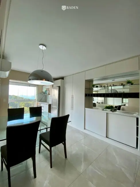 Foto 4 de Apartamento com 2 quartos para alugar, 90m2 em Pioneiros, Balneario Camboriu - SC