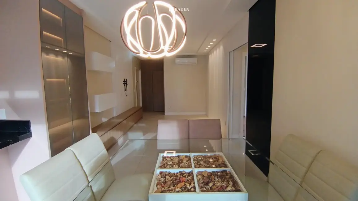 Apartamento com 2 quartos para alugar, 96m2 em Centro, Itajai - SC - imagem 3 Foto 3 de Apartamento com 2 quartos para alugar, 96m2 em Centro, Itajai - SC