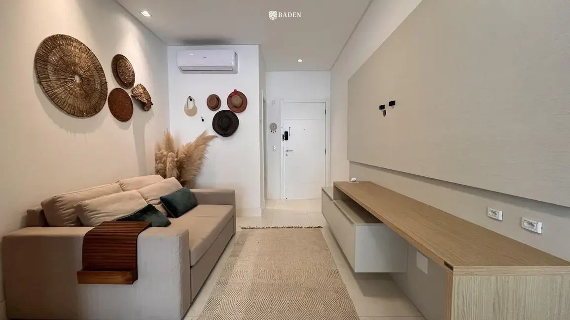 Apartamento com 2 quartos para alugar, 92m2 em Itajai - SC - imagem 3 Foto 3 de Apartamento com 2 quartos para alugar, 92m2 em Itajai - SC