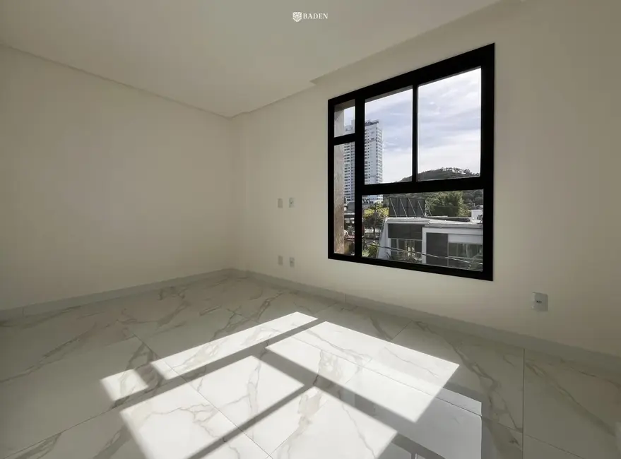 Cobertura com 2 quartos à venda, 106m2 em Praia dos Amores, Balneario Camboriu - SC - imagem 6 Foto 6 de Cobertura com 2 quartos à venda, 106m2 em Praia dos Amores, Balneario Camboriu - SC