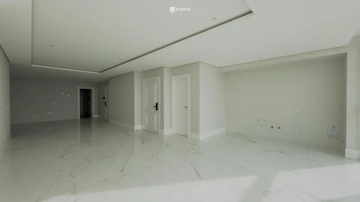 Foto 9 de Apartamento com 4 quartos à venda, 184m2 em Balneario Camboriu - SC
