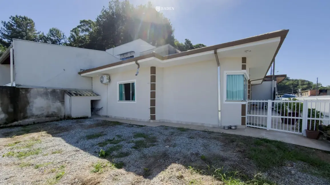 Casa com 3 quartos à venda, 133m2 em Camboriu - SC - imagem 9 Foto 9 de Casa com 3 quartos à venda, 133m2 em Camboriu - SC