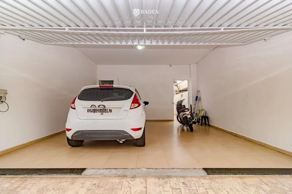 Foto 2 de Casa com 4 quartos à venda, 284m2 em Centro, Balneario Camboriu - SC