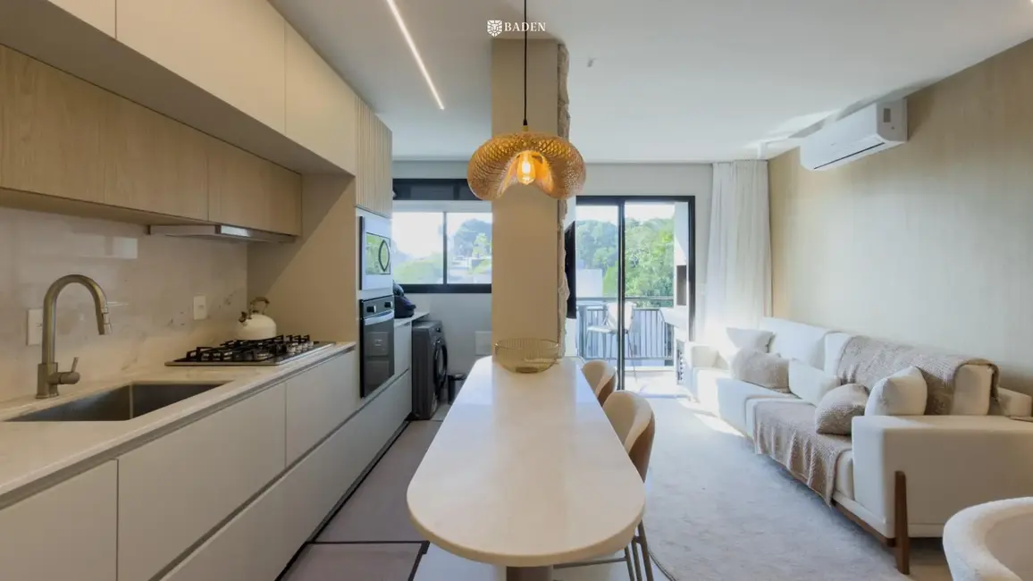 Foto 4 de Apartamento com 2 quartos à venda, 64m2 em Praia dos Amores, Balneario Camboriu - SC