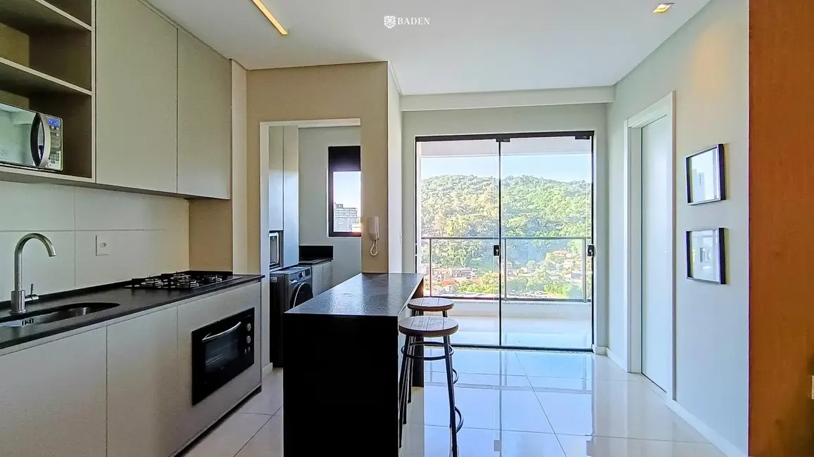 Apartamento com 2 quartos para alugar, 73m2 em Fazenda, Itajai - SC - imagem 3 Foto 3 de Apartamento com 2 quartos para alugar, 73m2 em Fazenda, Itajai - SC
