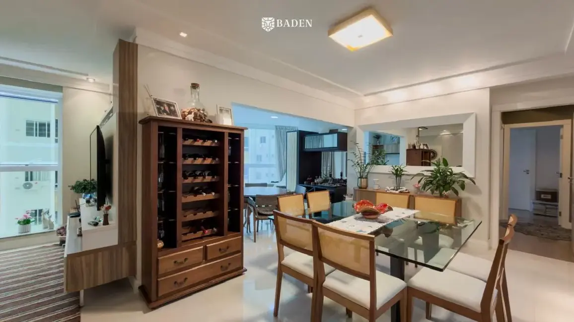 Foto 2 de Apartamento com 4 quartos à venda, 139m2 em Centro, Balneario Camboriu - SC