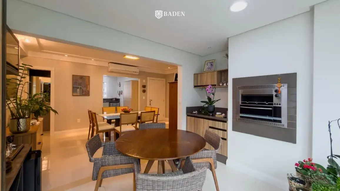 Foto 7 de Apartamento com 4 quartos à venda, 139m2 em Centro, Balneario Camboriu - SC