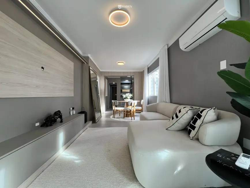 Apartamento com 3 quartos à venda, 105m2 em Centro, Balneario Camboriu - SC - imagem 2 Foto 2 de Apartamento com 3 quartos à venda, 105m2 em Centro, Balneario Camboriu - SC