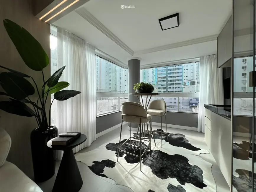 Apartamento com 3 quartos à venda, 105m2 em Centro, Balneario Camboriu - SC - imagem 5 Foto 5 de Apartamento com 3 quartos à venda, 105m2 em Centro, Balneario Camboriu - SC