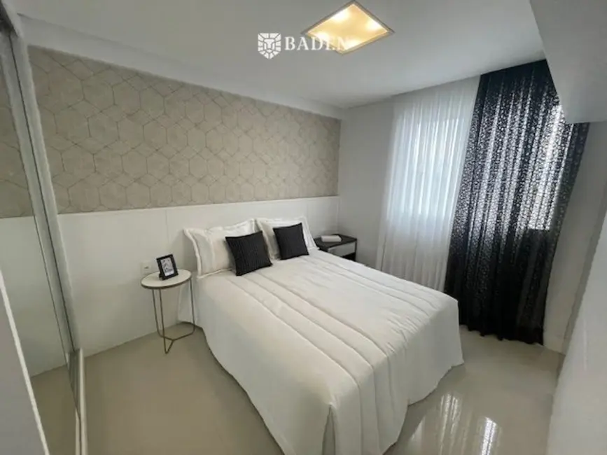 Apartamento com 3 quartos à venda, 136m2 em Centro, Balneario Camboriu - SC - imagem 9 Foto 9 de Apartamento com 3 quartos à venda, 136m2 em Centro, Balneario Camboriu - SC