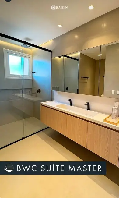 Foto 9 de Casa de Condomínio com 4 quartos à venda, 344m2 em Balneario Camboriu - SC