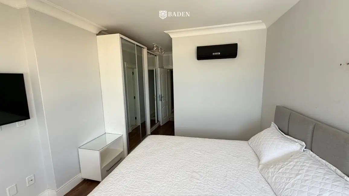 Apartamento com 3 quartos à venda, 173m2 em Centro, Balneario Camboriu - SC - imagem 7 Foto 7 de Apartamento com 3 quartos à venda, 173m2 em Centro, Balneario Camboriu - SC