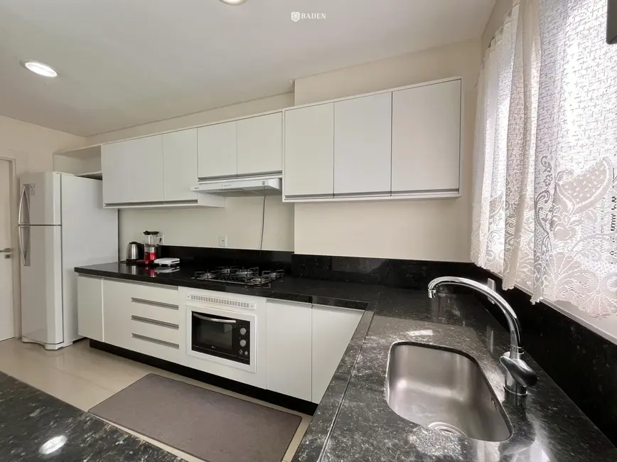 Foto 8 de Apartamento com 4 quartos para alugar, 136m2 em Balneario Camboriu - SC