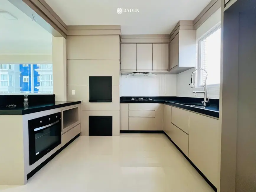 Foto 6 de Apartamento com 3 quartos à venda, 134m2 em Centro, Balneario Camboriu - SC