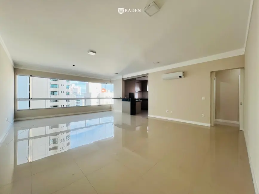 Foto 2 de Apartamento com 3 quartos à venda, 134m2 em Centro, Balneario Camboriu - SC