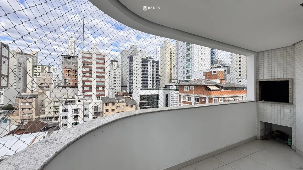 Foto 3 de Apartamento com 3 quartos à venda, 115m2 em Centro, Balneario Camboriu - SC