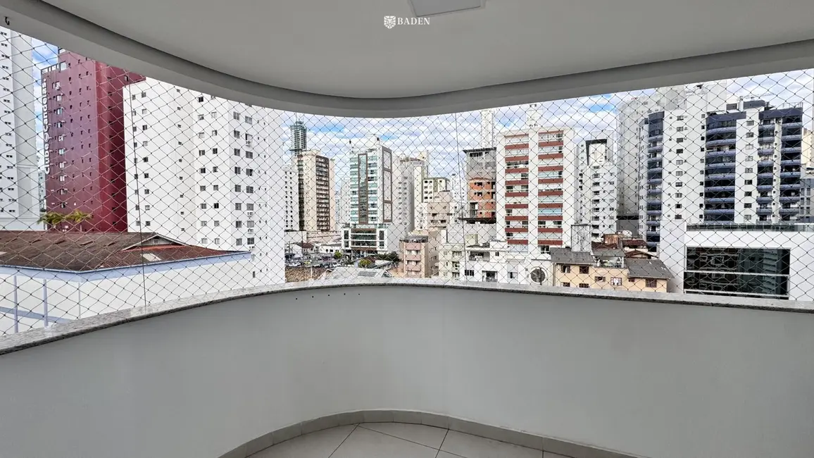 Foto 4 de Apartamento com 3 quartos à venda, 115m2 em Centro, Balneario Camboriu - SC