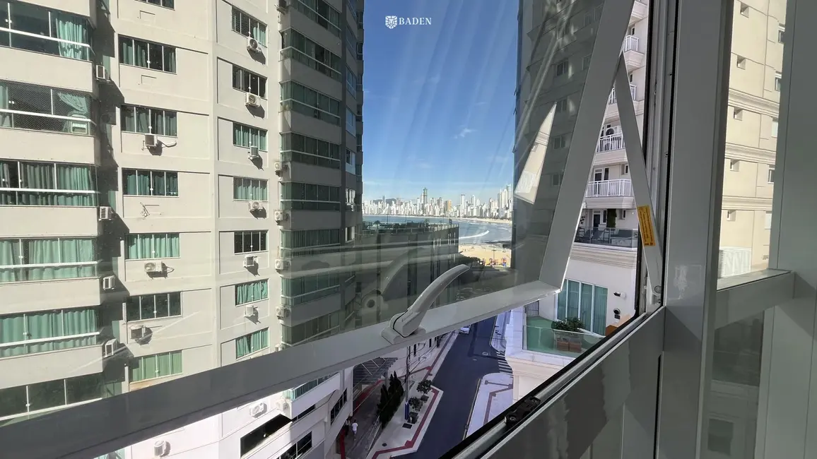 Apartamento com 4 quartos para alugar, 160m2 em Pioneiros, Balneario Camboriu - SC - imagem 7 Foto 7 de Apartamento com 4 quartos para alugar, 160m2 em Pioneiros, Balneario Camboriu - SC