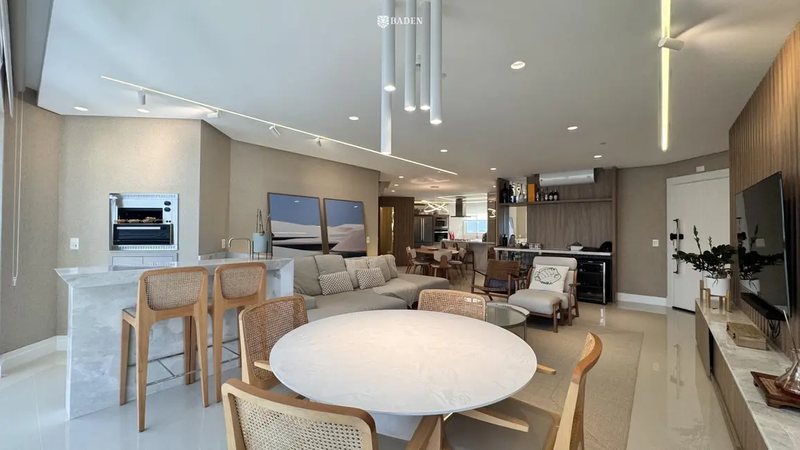 Apartamento com 3 quartos à venda, 164m2 em Balneario Camboriu - SC - imagem 5 Foto 5 de Apartamento com 3 quartos à venda, 164m2 em Balneario Camboriu - SC