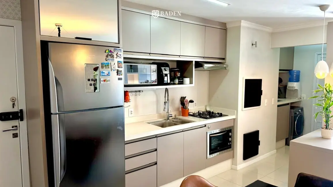 Apartamento com 2 quartos à venda, 68m2 em Balneario Camboriu - SC - imagem 8 Foto 8 de Apartamento com 2 quartos à venda, 68m2 em Balneario Camboriu - SC