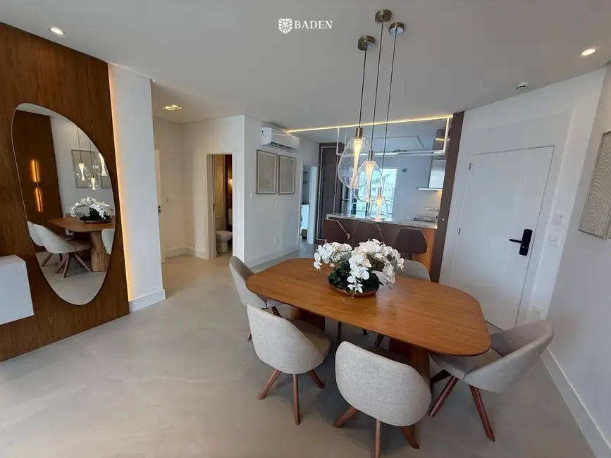 Apartamento com 3 quartos à venda, 132m2 em Pioneiros, Balneario Camboriu - SC - imagem 2 Foto 2 de Apartamento com 3 quartos à venda, 132m2 em Pioneiros, Balneario Camboriu - SC