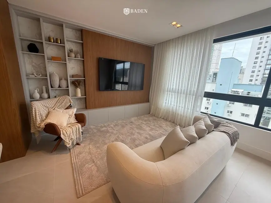 Apartamento com 3 quartos à venda, 132m2 em Pioneiros, Balneario Camboriu - SC - imagem 1 Foto 1 de Apartamento com 3 quartos à venda, 132m2 em Pioneiros, Balneario Camboriu - SC