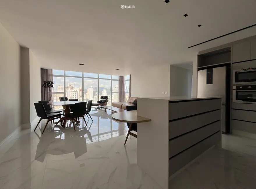 Foto 4 de Apartamento com 3 quartos para alugar, 169m2 em Centro, Balneario Camboriu - SC