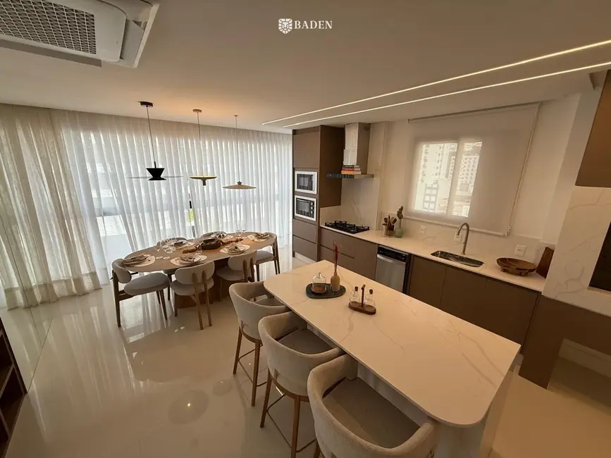 Foto 3 de Apartamento com 3 quartos à venda, 122m2 em Centro, Balneario Camboriu - SC