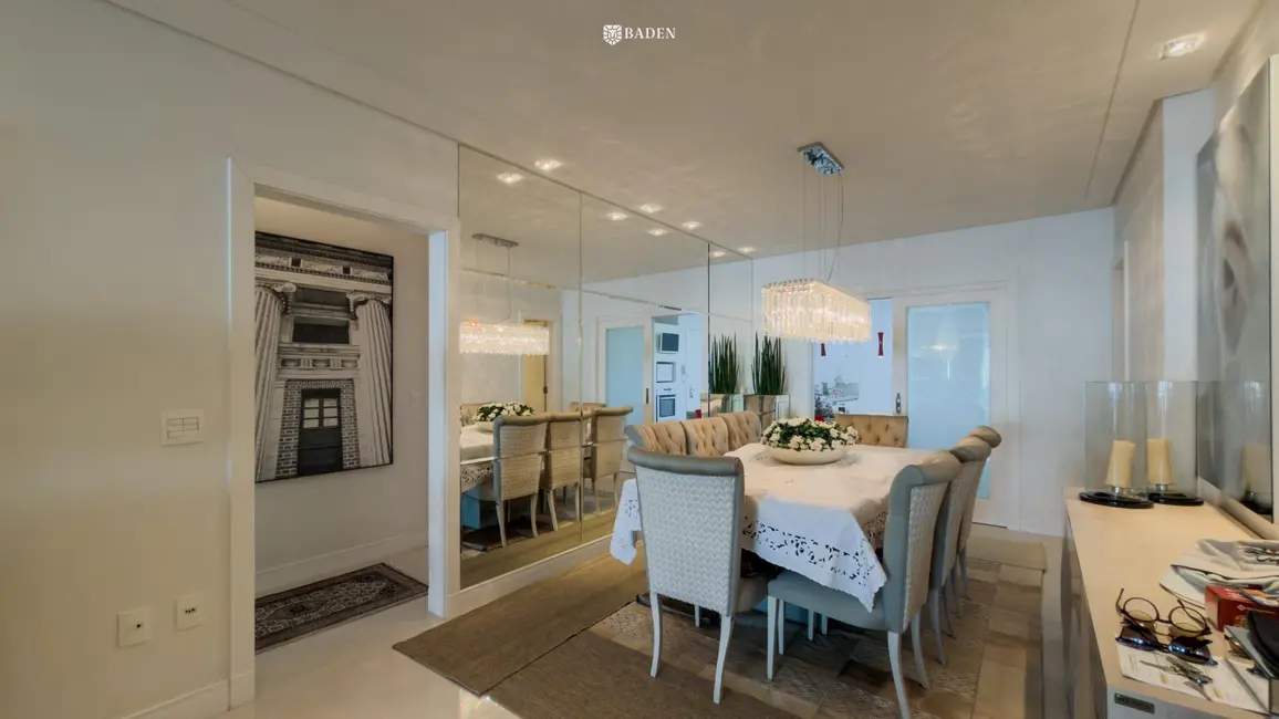 Apartamento com 3 quartos à venda, 186m2 em Balneario Camboriu - SC - imagem 7 Foto 7 de Apartamento com 3 quartos à venda, 186m2 em Balneario Camboriu - SC