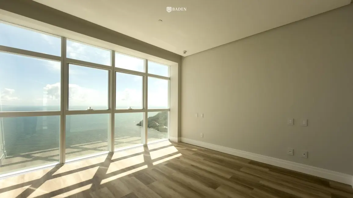 Foto 9 de Apartamento com 4 quartos à venda, 198m2 em Balneario Camboriu - SC